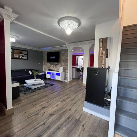 Maison De Caractere A Ballainvilliers ภายนอก รูปภาพ